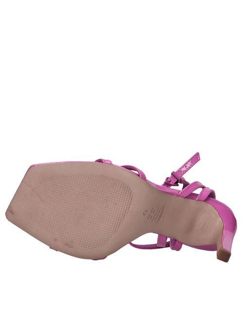 Patent leather sandals SCHUTZ | S 21404 0014FUXIA
